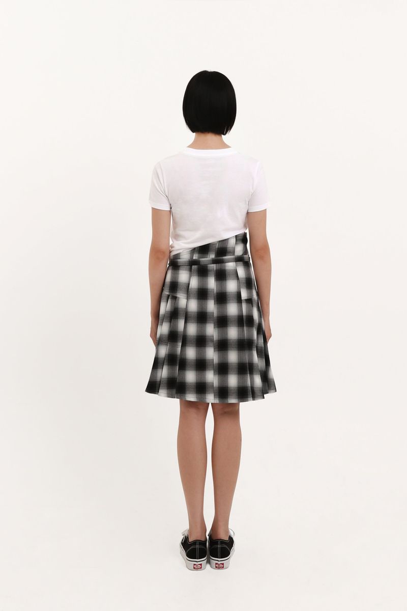 COTTAGE FLANNEL WRAP SKIRT (BLACK)