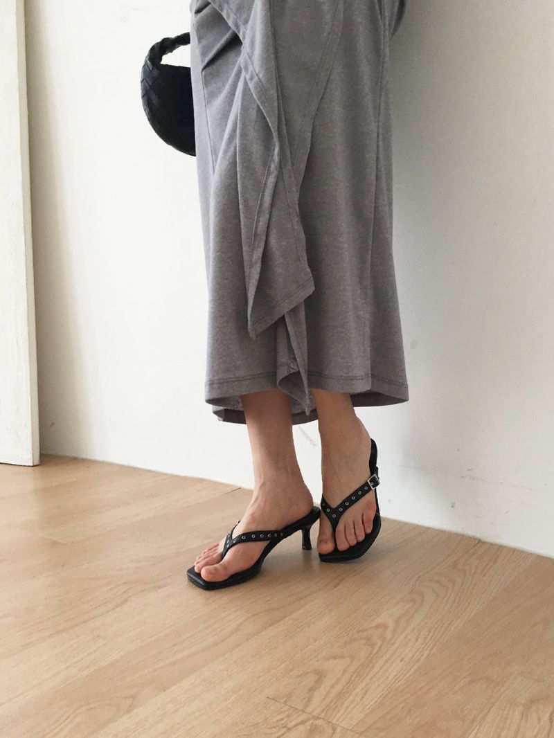 アイレット ストラップ トング ミュールヒール