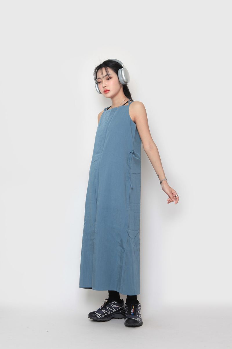 long slit sleeveless dress