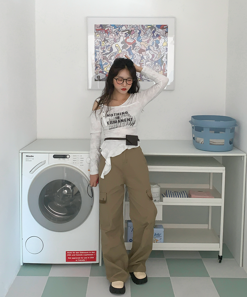 meltingyun（メルティングユン）の「モダンカーゴストレートフィットパンツ（パンツ）」