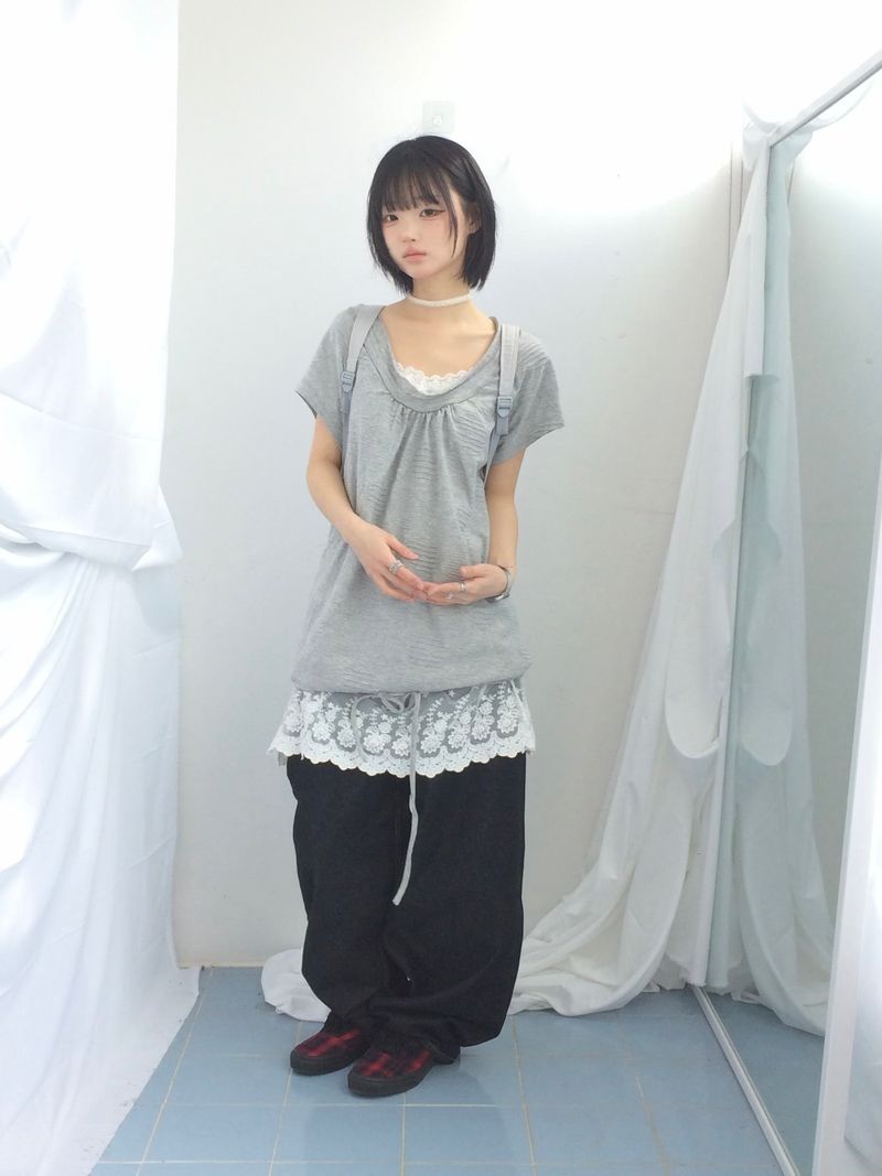 embossed shirring strap t
