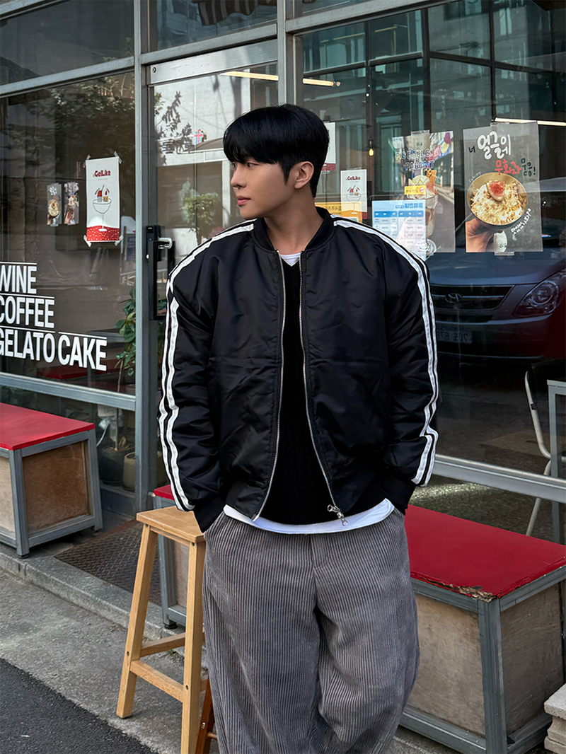 AVAND(アバンド)の「Track ma-1 cropped padding(Jackets/Outerwear)」