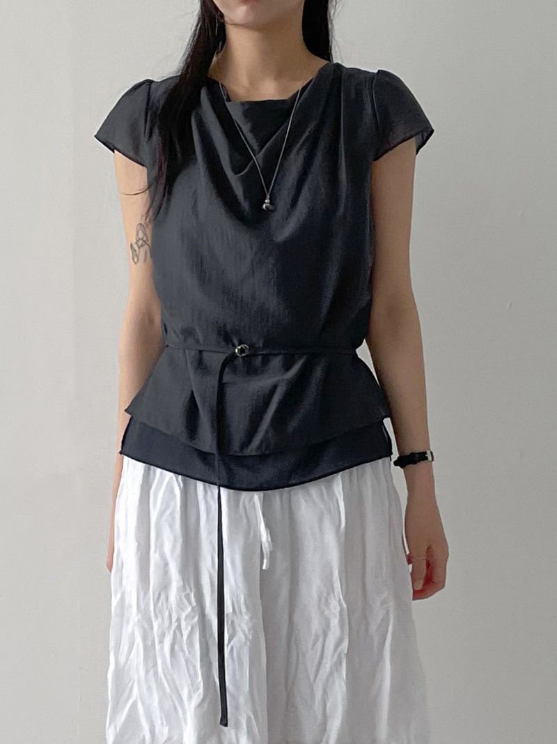INCHANT ME（インチャントミー）の「[Belt Set] Noir Drape Short Sleeve Blouse（Tops）」