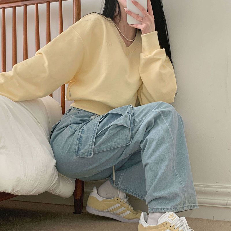 [Bellide made] Pastel V-neck cropped sweatshirt