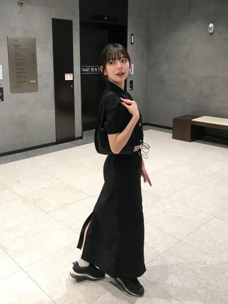 Sandy nylon set up skirt