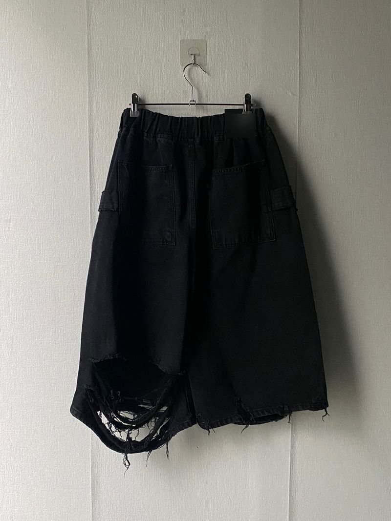 Layered Stitched Bermuda Pants