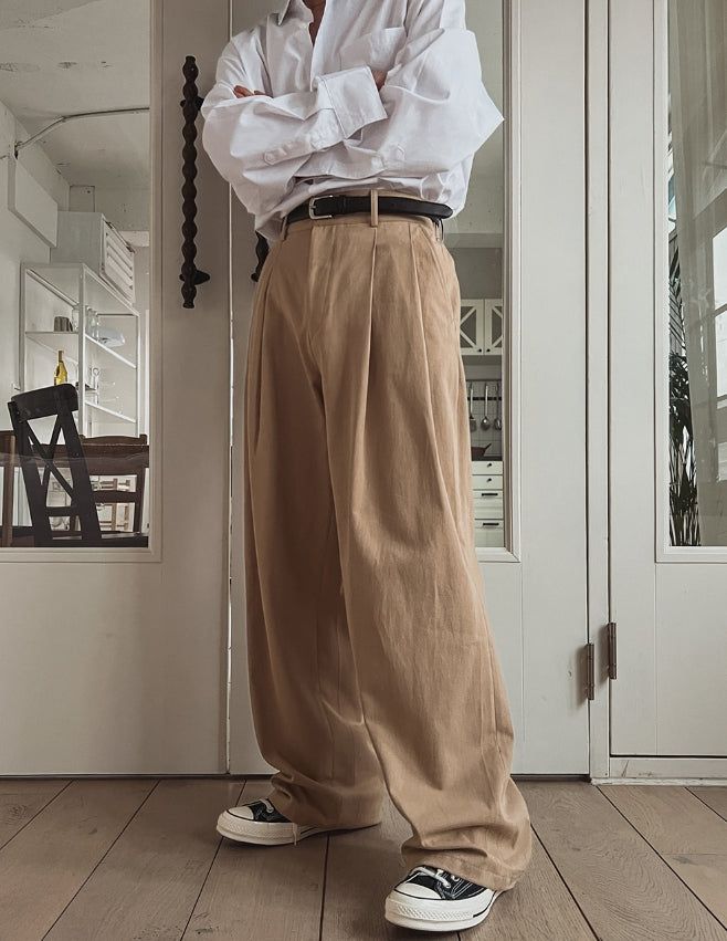 Neji two-tuck wide pants