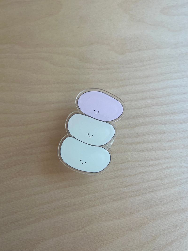 yeowhi（ヨウィ）の「[Magsafe tok] yeowhi ペブルスグリップスマートトック（スマホグッズ/小物）」