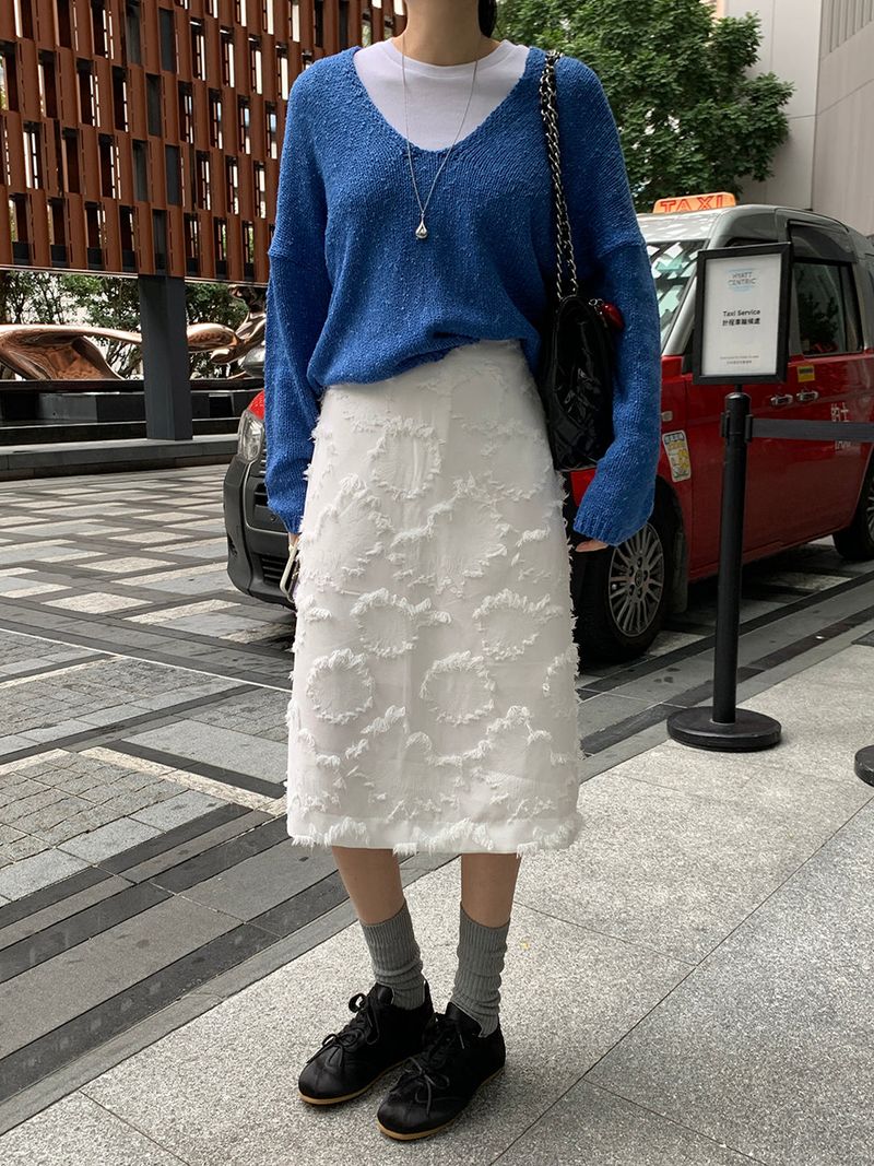 [MADE] Rieze Deep V Knit
