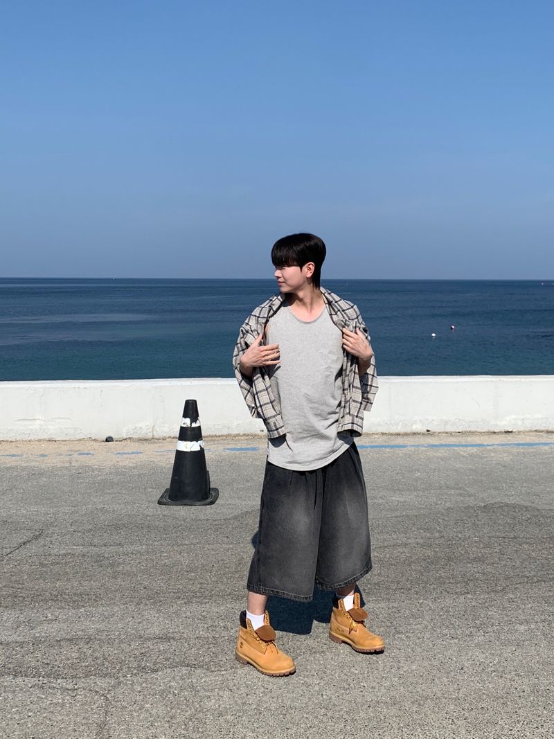 WHAT A LOOK（ワット ア ルック）の「ルックオーバーレイヤードスリーブレス（トップス）」