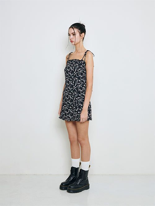 Frill mini dress (flower)