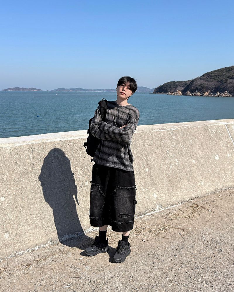 Ruin See-Through Stripe Knit