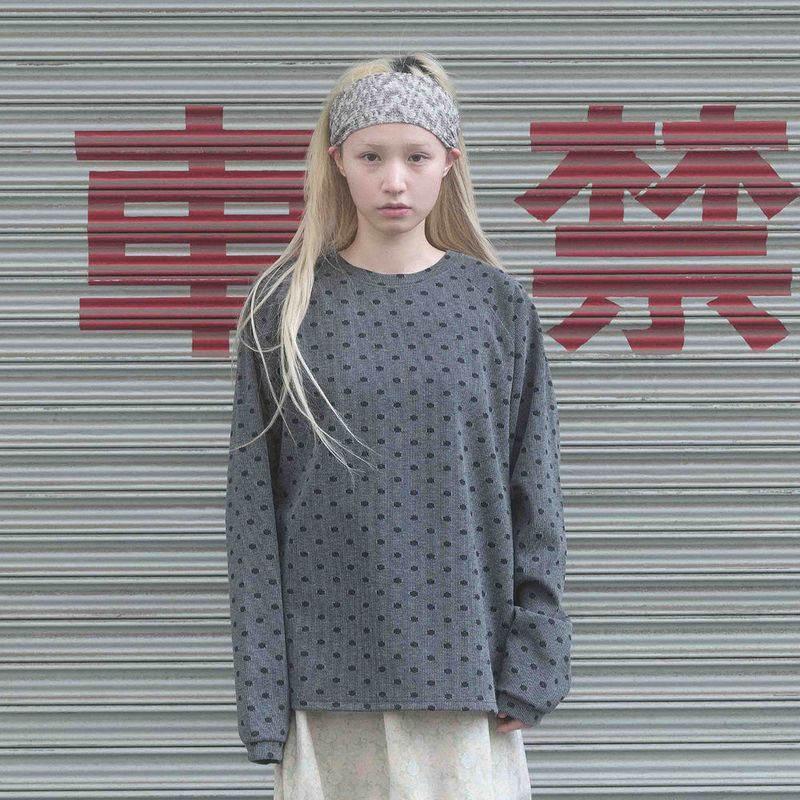 KOOKEESEE（クキシ）の「Rib Dot Raglan Tee (charcoal)（Tops）」