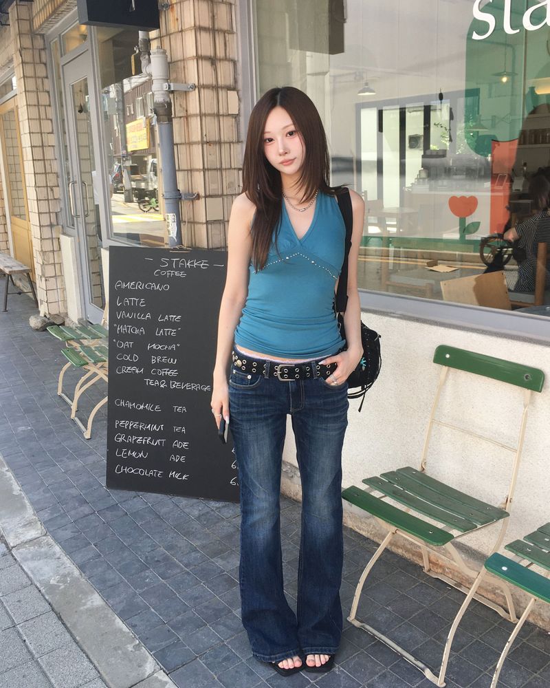 Blue washing boots cut pants