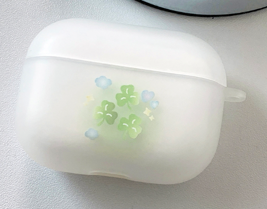 Three Leaf Clover AirPod Case
