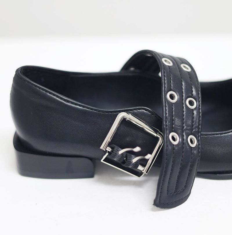 City Classic Buckle Loafers