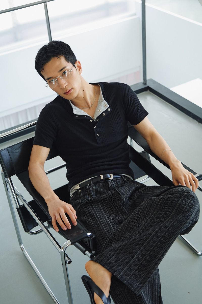 Need stripe wide denim pants(Black)