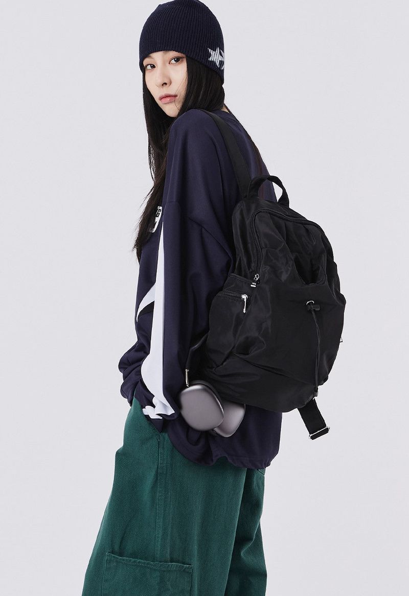 Raucohouse（ラウコハウス）の「Bottle string pocket backpack（Bags）」