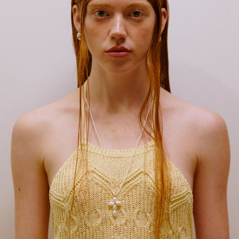 Third Movementの「Cross Pearl Necklace (White)（Accessories）」