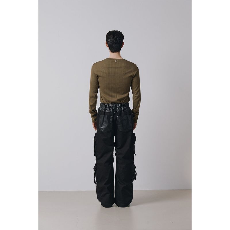 Leather ribbed henry neck long sleeves(Khaki)