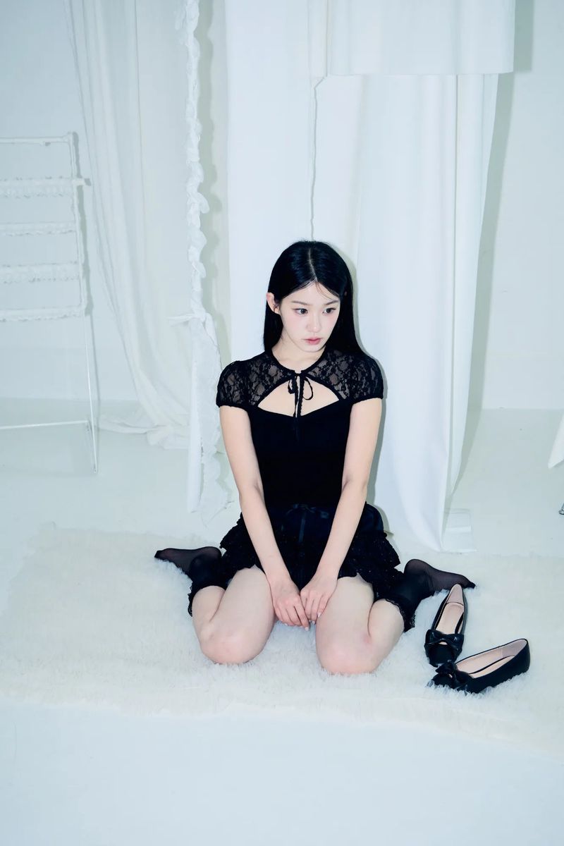 Muse lace top (Black)
