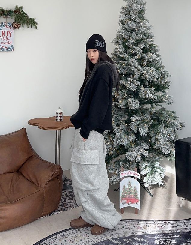 Radif color matching hood knit