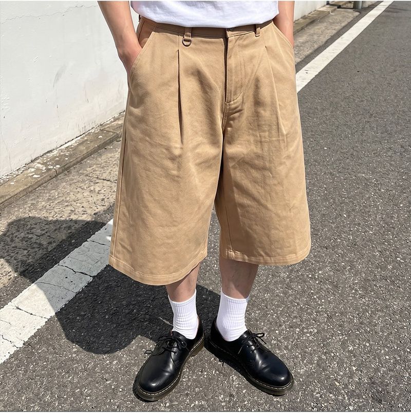 Wide Cotton Pleated Bermuda Shorts Beige
