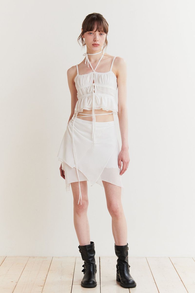 WHISPER BUTTON TOP white