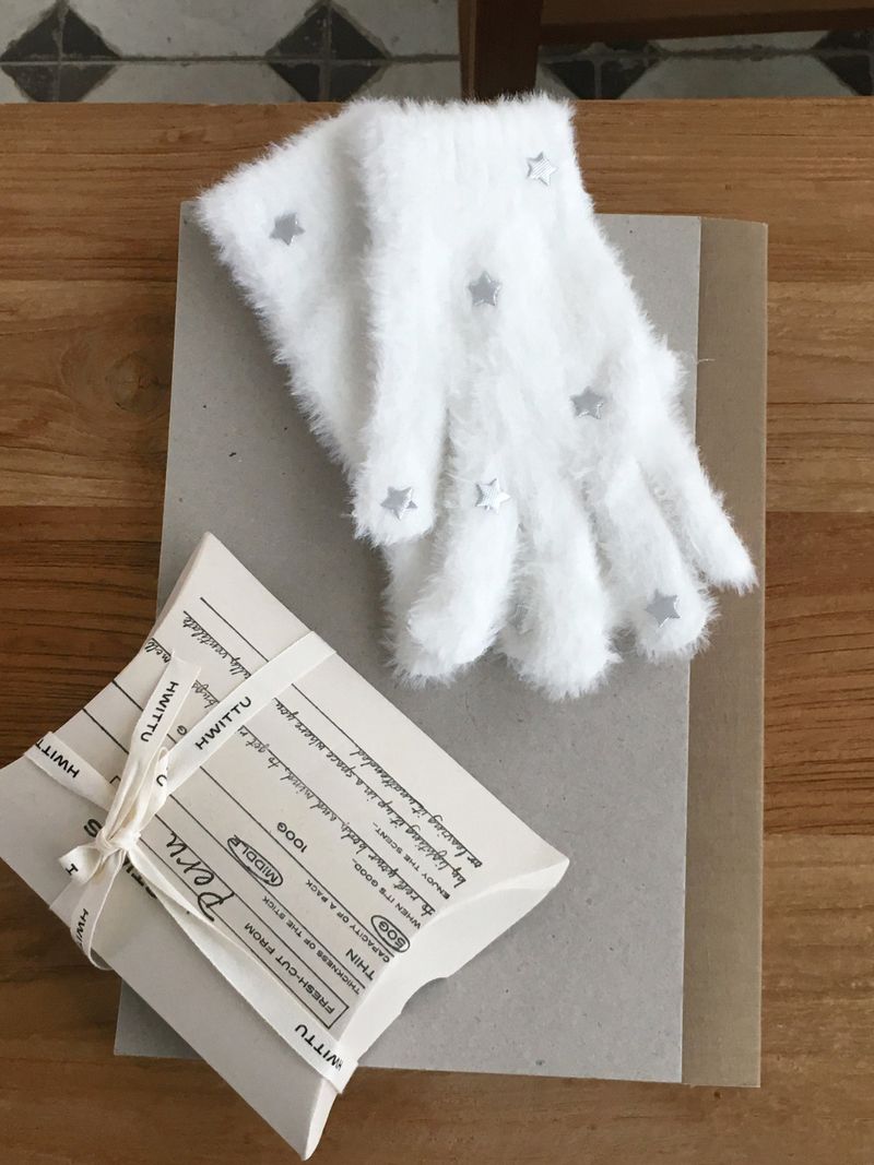 Minka star point fur gloves