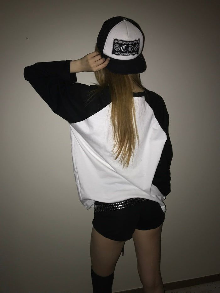 2000s Mono Raglan Tee