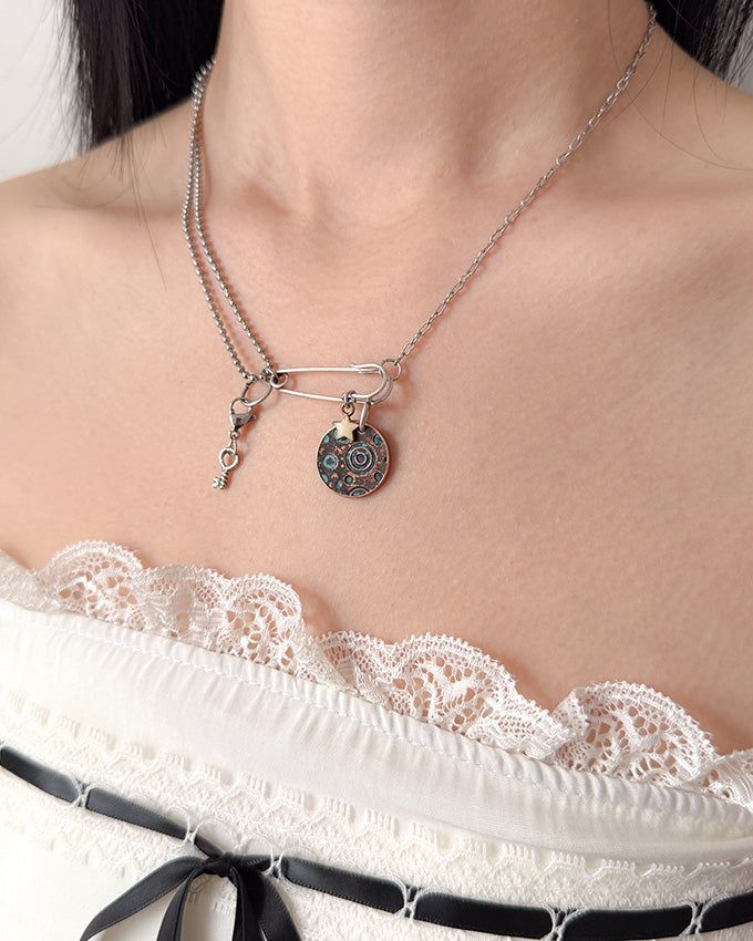 POKKI（ポッキ）の「[MADE] BLUE COIN NECKLACE（Accessories）」