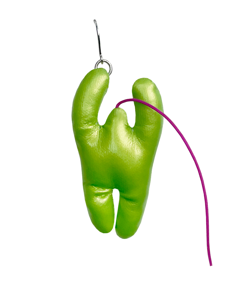 KKEKK（ケック）の「アモピアス - green（アクセサリー）」