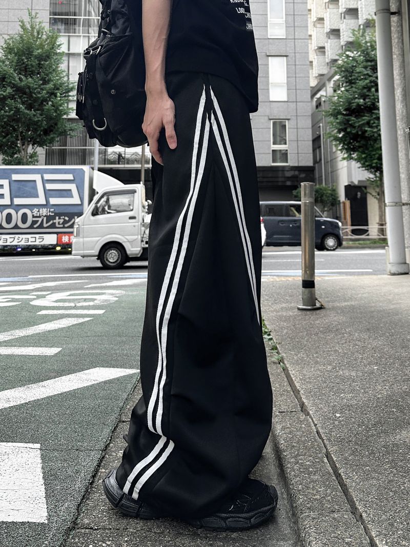 WHAT A LOOK（ワット ア ルック）の「リーフ ツーウェイ バルーンワイドパンツ（パンツ）」