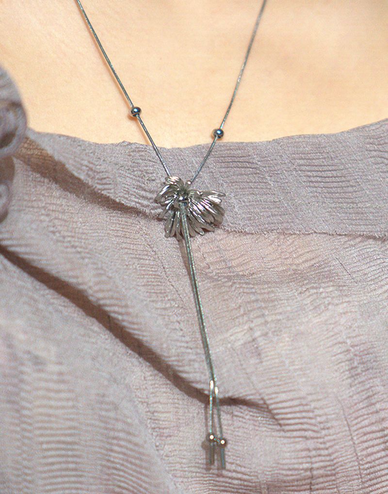 Boho Libertude（ボホリベルチュード）の「スライドグローブネックレス（アクセサリー）」