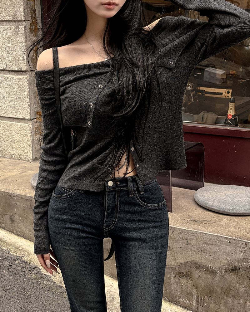 Vibaru off-shoulder knit