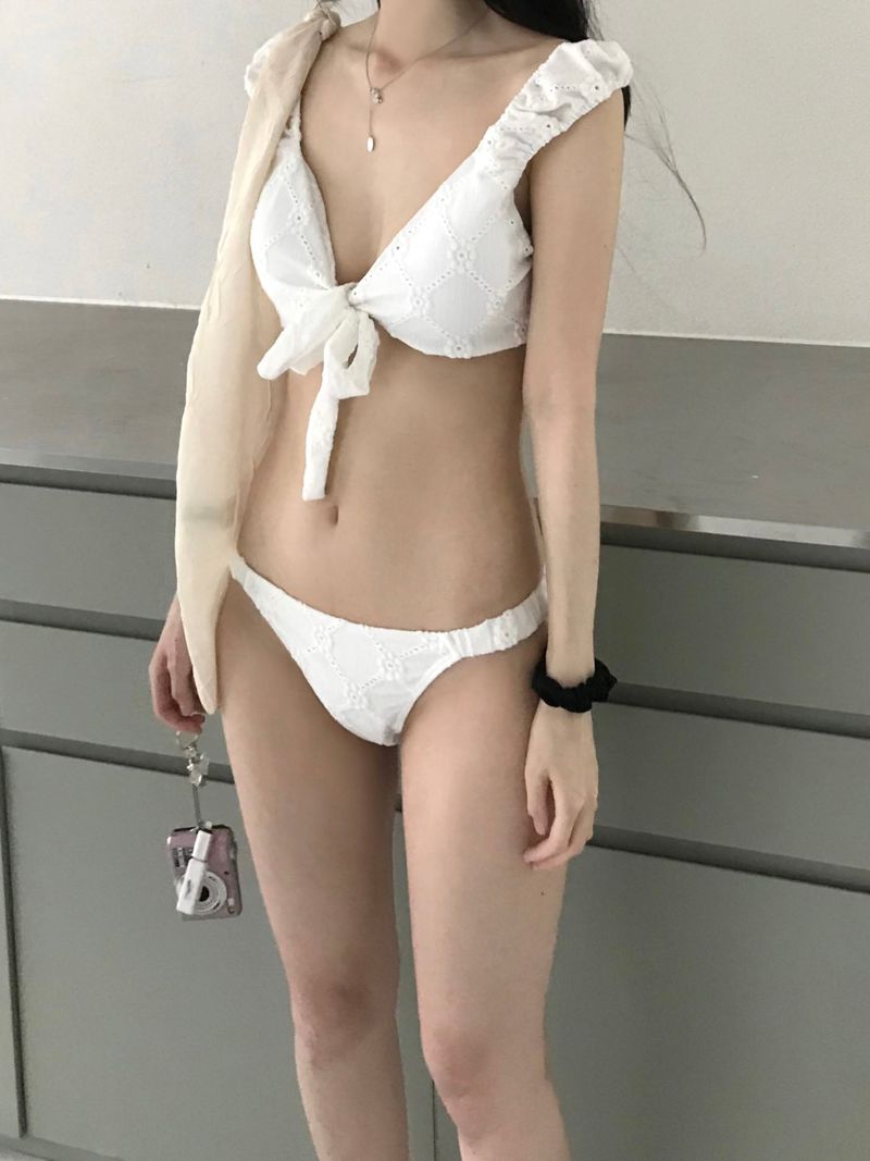Punching tie bikini (one color)