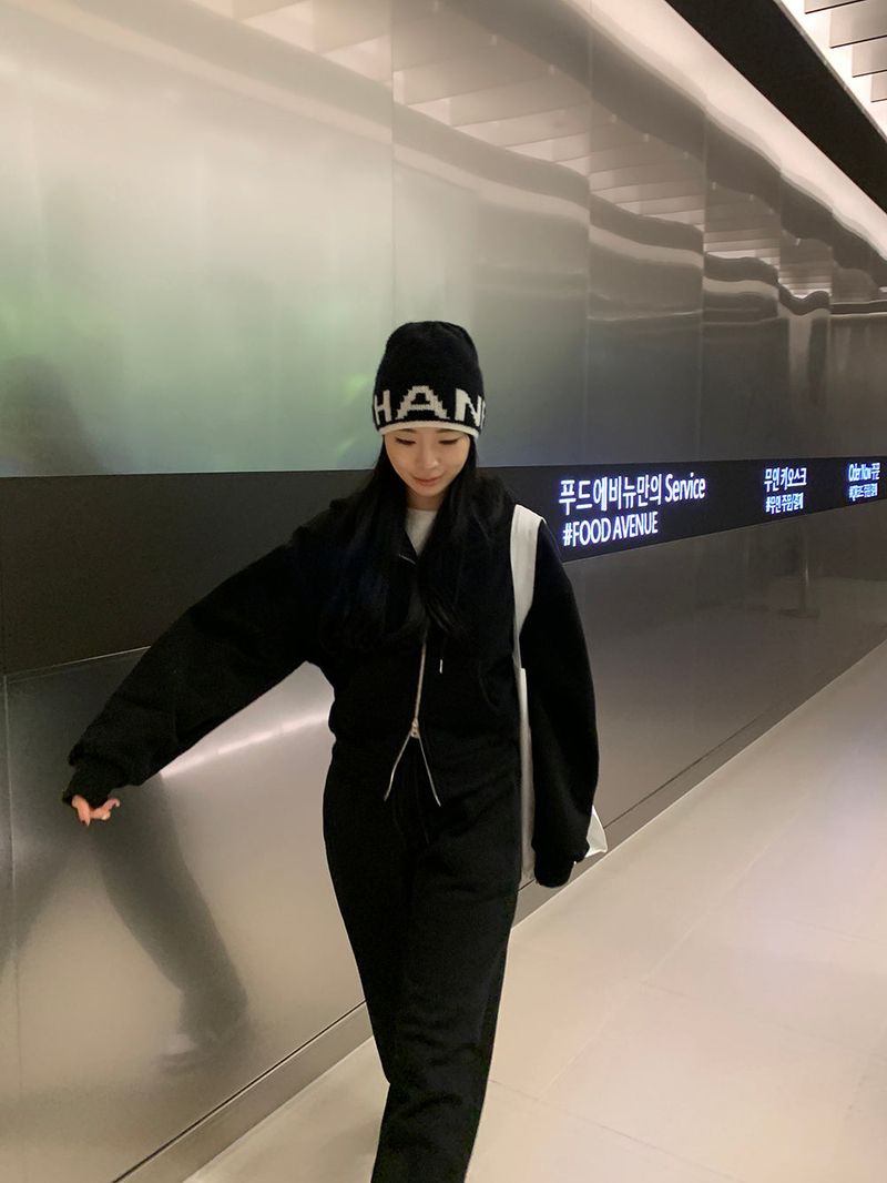[MADE] Stern hip crop two-way hood zip-up -basic