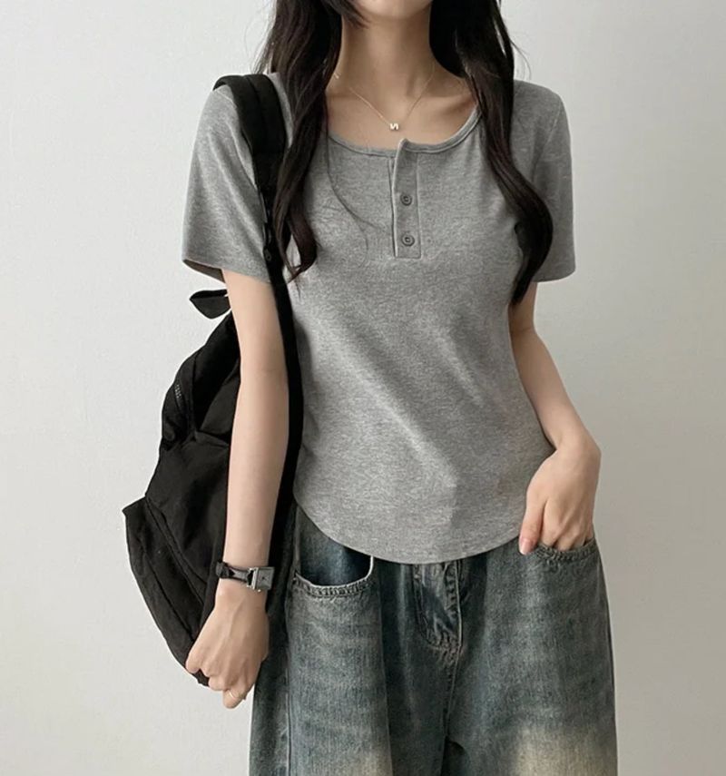 Waddoo hem round button short sleeve tee