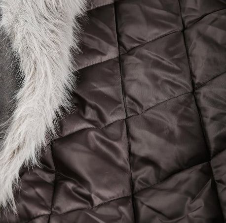 Creme Raccoon Fur Padding Mustang