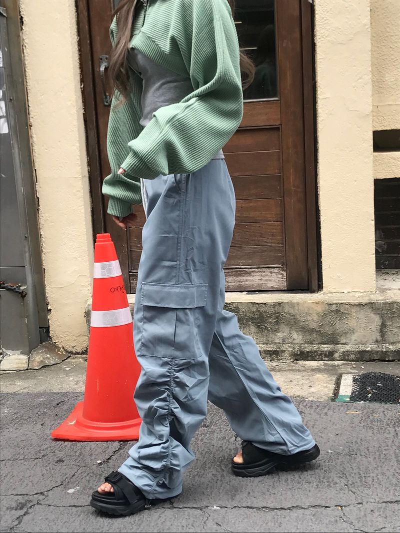 Crescent shirring cargo pants