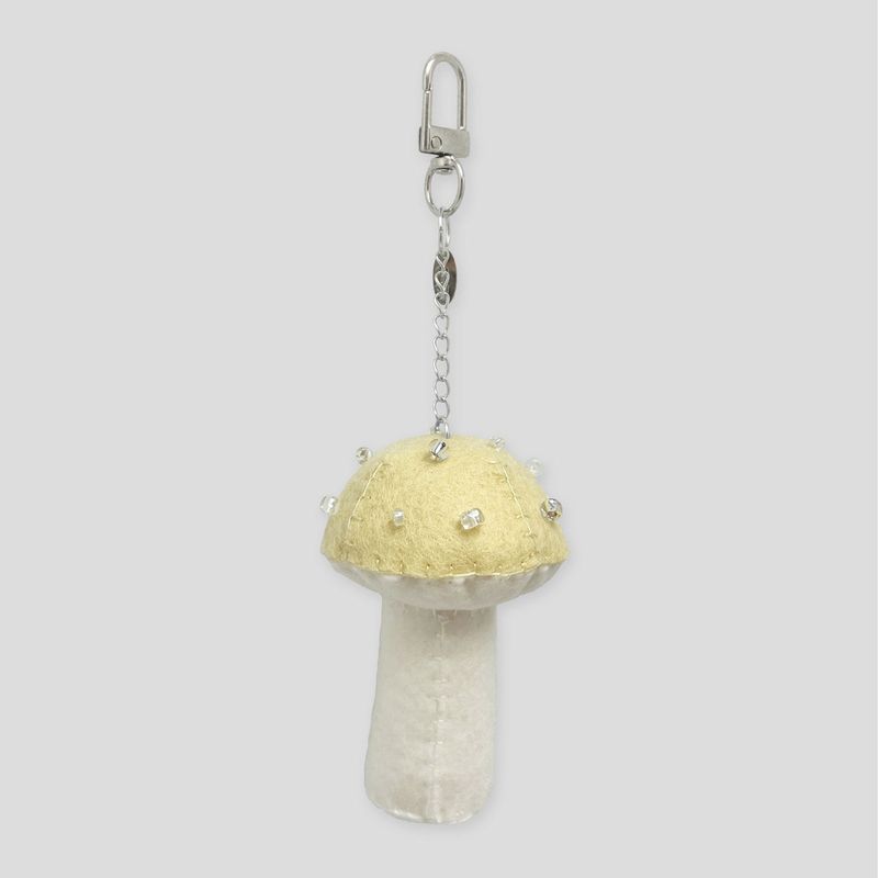 soften（ソプン）の「[soft keyring] shining mushroom (yellow)（Toys/Key Holders）」