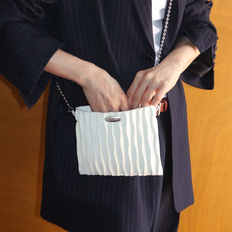 Pado Pebble Bag (Red, White)