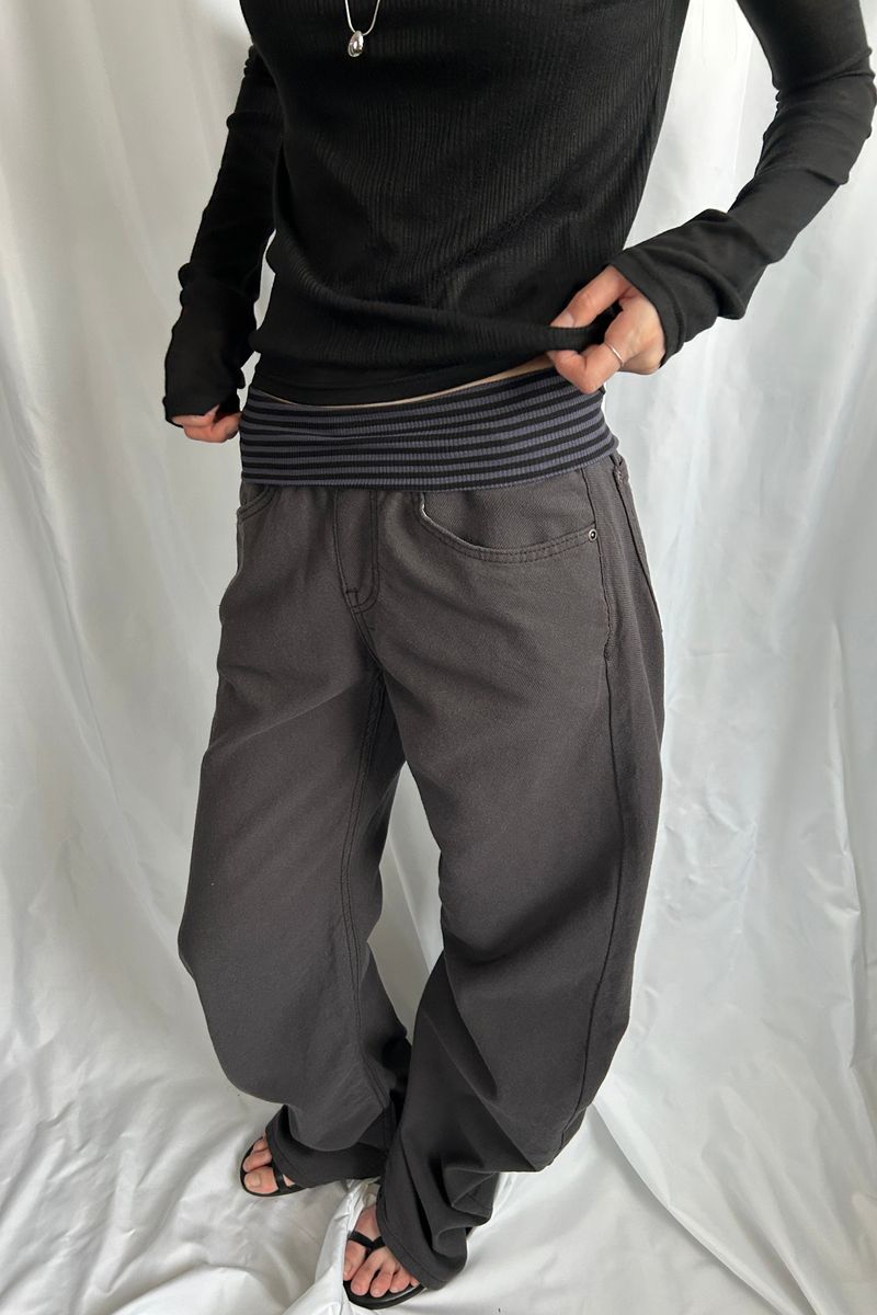 MDNC（エムディーエヌシー）の「STRIPE BANDING PT [Charcoal]（Pants）」