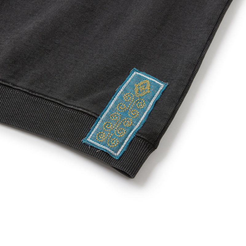 Symbolic button sweatshirt / Dusty charcoal