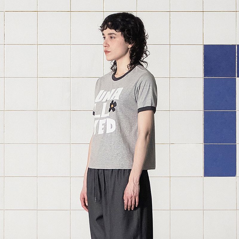 LOGO RINGER T SHIRT / GREY