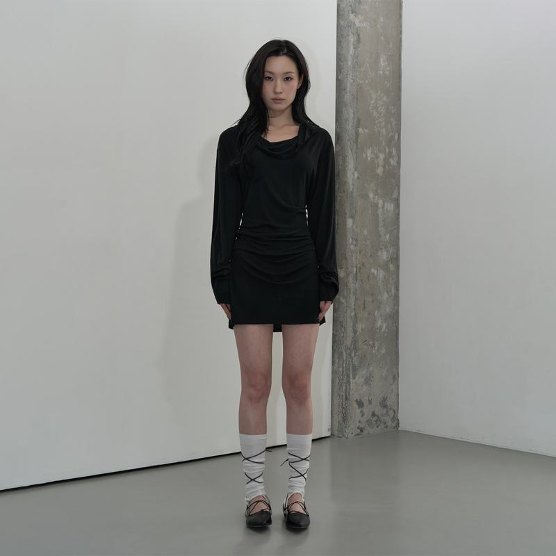 COWL HOOD DRAPE DRESS (BLACK)