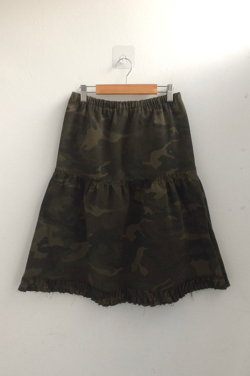 rough frill camotiered skirt