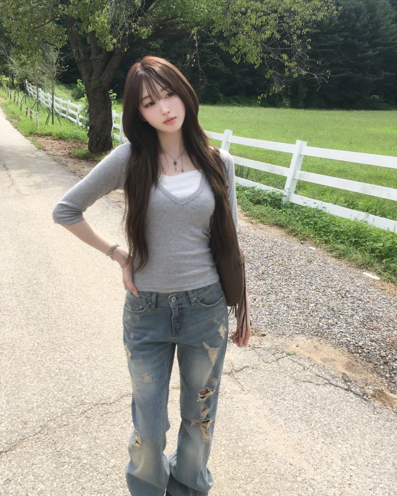 OOTJ loose damage flare jeans