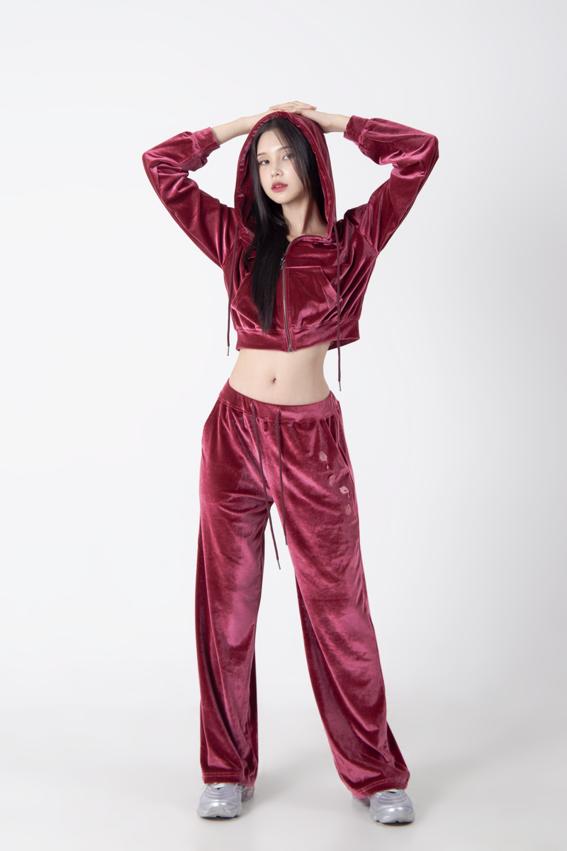  DARLING, YOUR SWEATPANTS ! #VELVET WINE