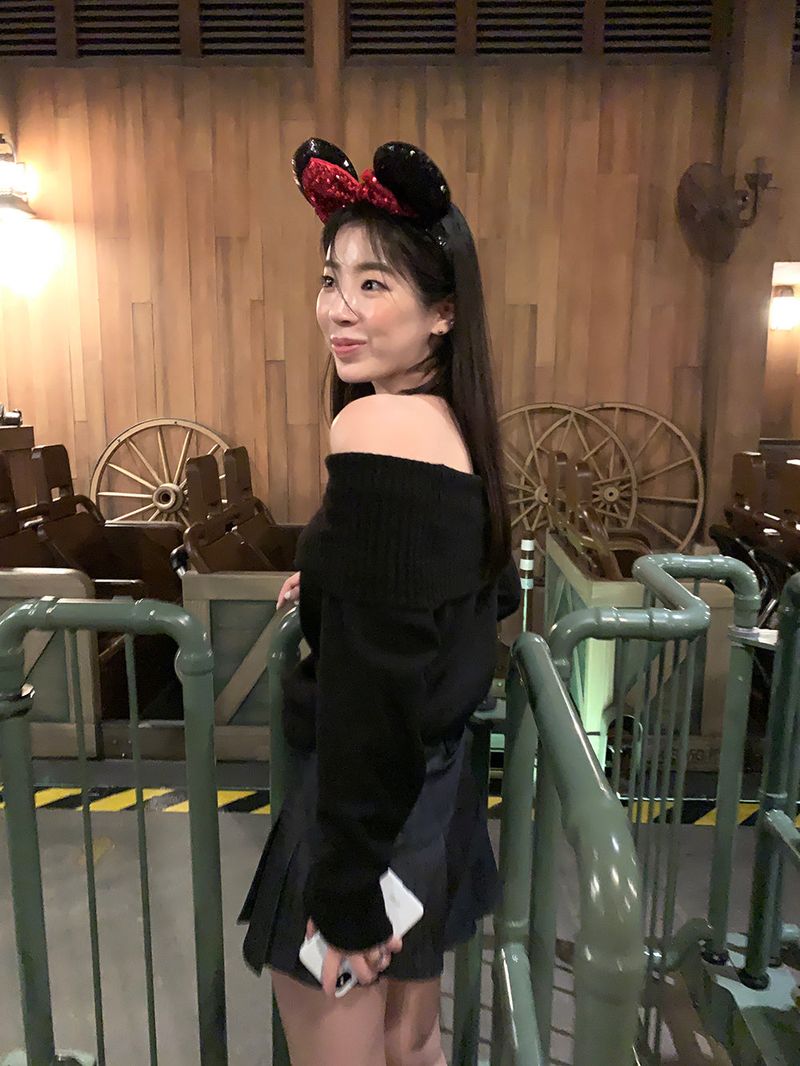 [MADE] PONIA OFF SHOULDER KNIT